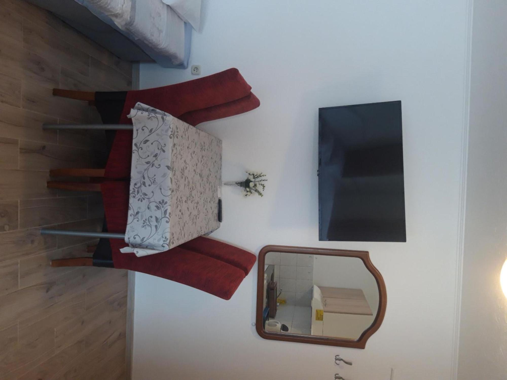 Rooms Nikola Tučepi Kültér fotó