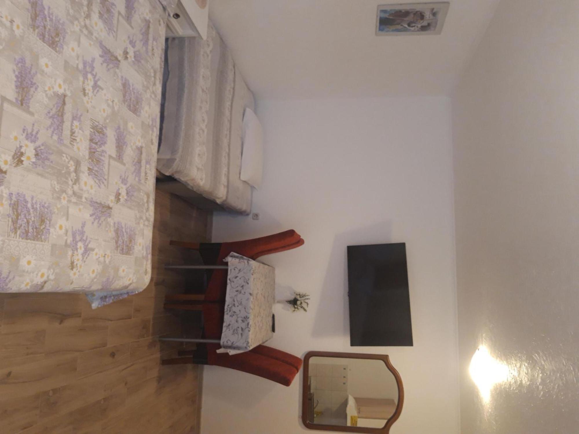 Rooms Nikola Tučepi Kültér fotó