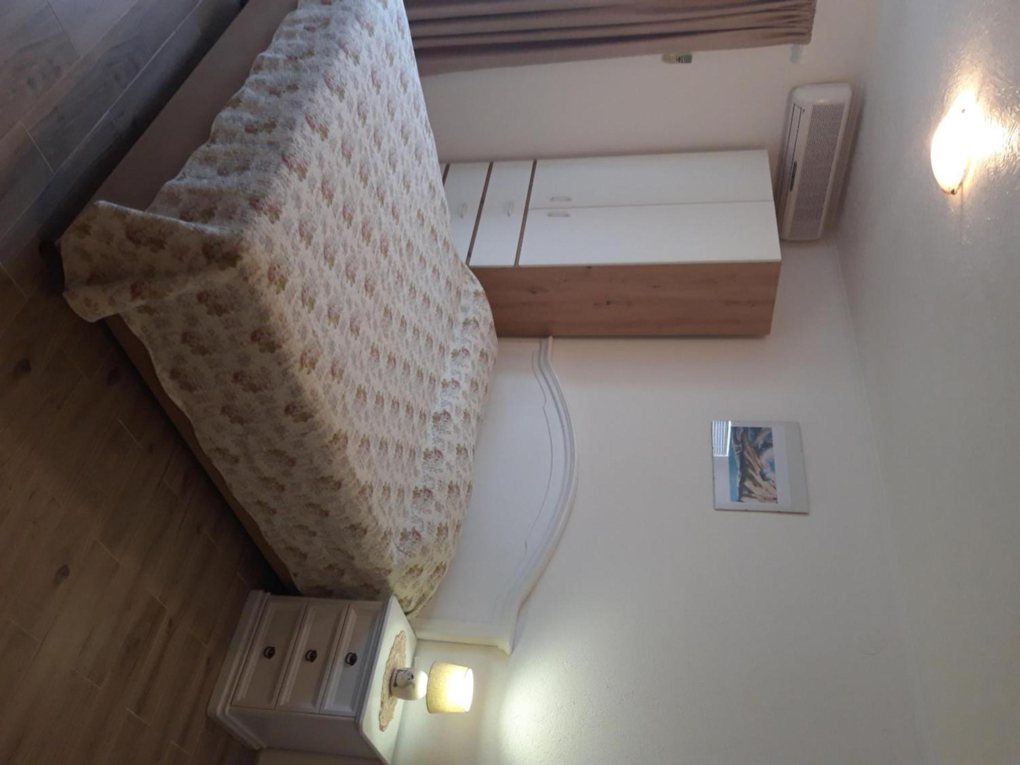 Rooms Nikola Tučepi Kültér fotó